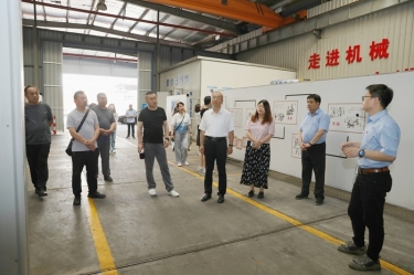 實(shí)地觀摩促交流 技能賦能助發(fā)展 | 山東省淄博市淄川區(qū)總工會(huì)黨組成員、副主席馮進(jìn)明一行蒞臨景興紙業(yè)調(diào)研交流